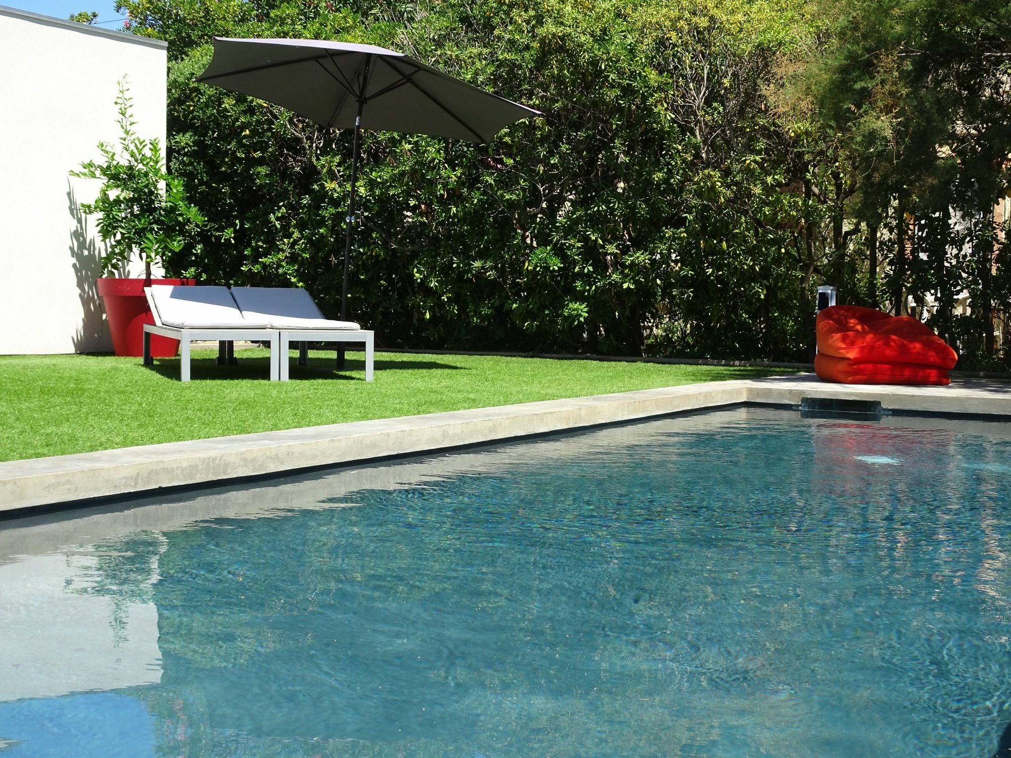 Le Cube Hotel Design A Hyeres Plage Avec Piscine Et Cuisine Exterior photo